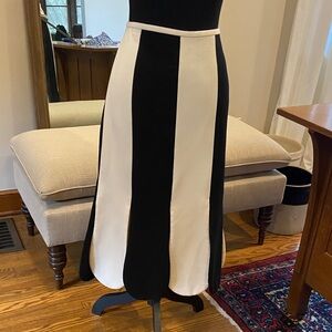 Victoria Beckham for Target tulip skirt, black/ivory, size 14